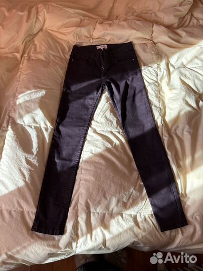 Штаны под кожу Mango