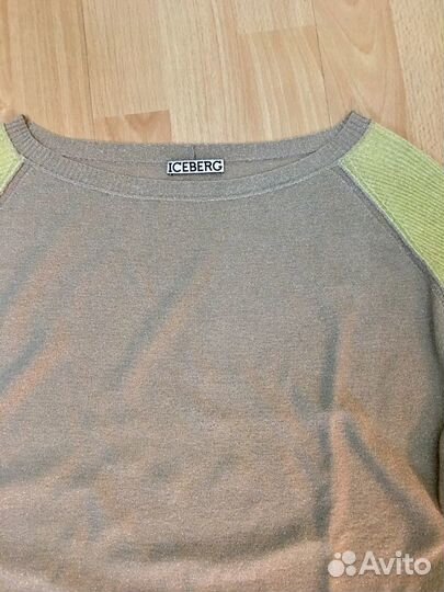 Iceberg женская кофта