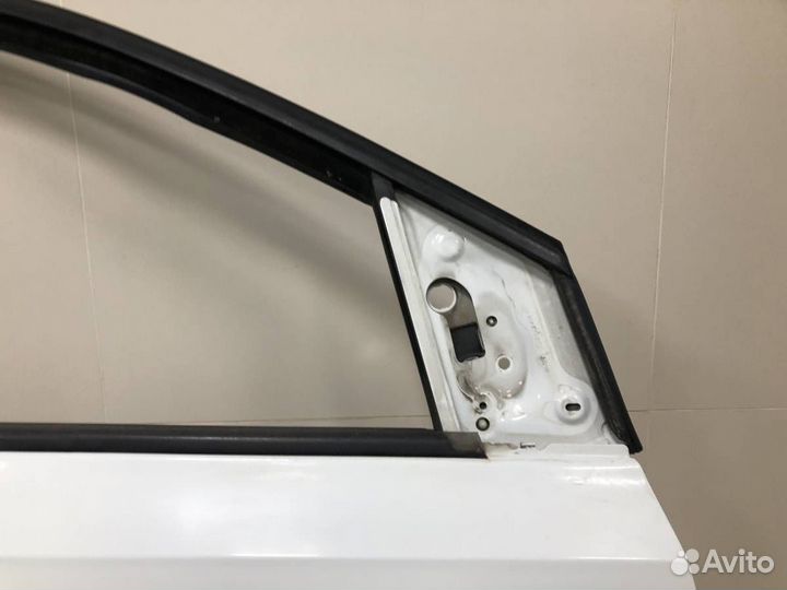 Дверь передняя правая Volkswagen Polo