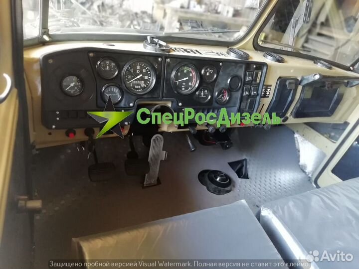 Кабина для грузовых автомобилей семейства урал №15
