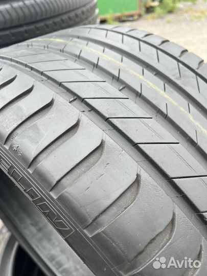 Michelin Latitude Sport 3 295/35 R21