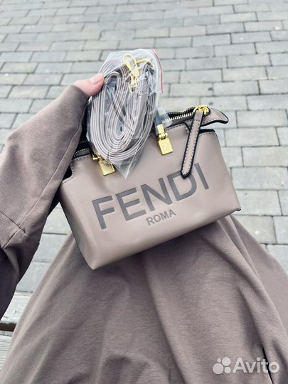 Новая сумка Fendi