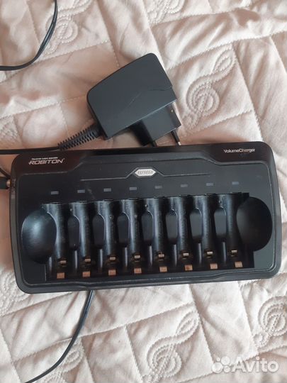 Зарядное устройство Robiton