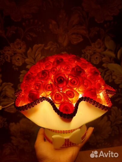 Лампа настольная