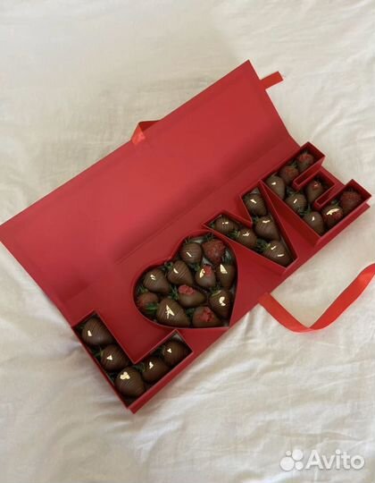 Фрукты в шоколаде