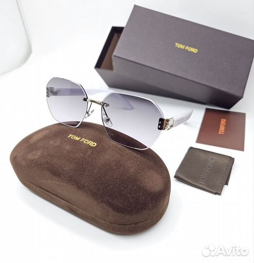 Солнцезащитные очки женские tom ford