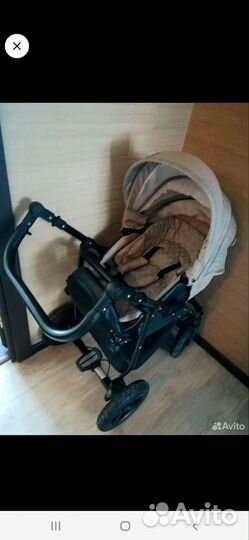 Прогулочная коляска
