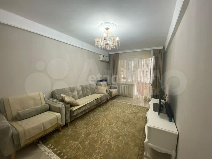 2-к. квартира, 72 м², 6/9 эт.