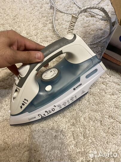 Утюг Vitek