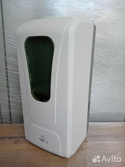 Диспенсер для антисептика