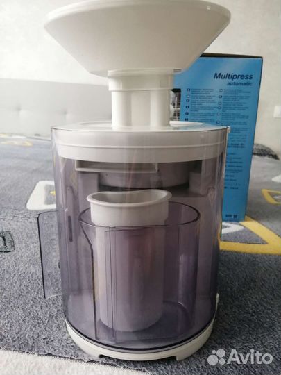 Соковыжималка новая