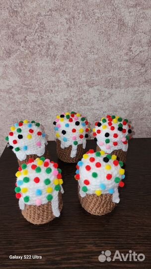 Вязанные пасхальные куличи