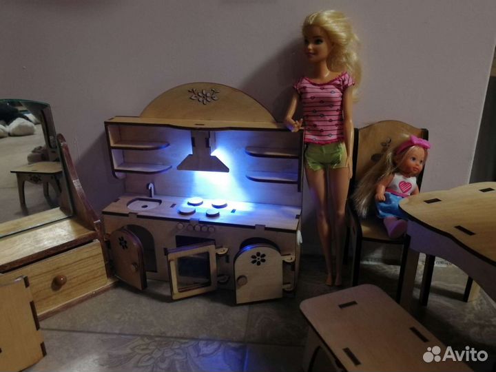 Набор деревянной мебели для кукол 15-30