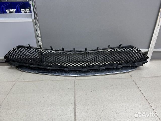 Решетка нижняя бампера Mercedes w222 amg
