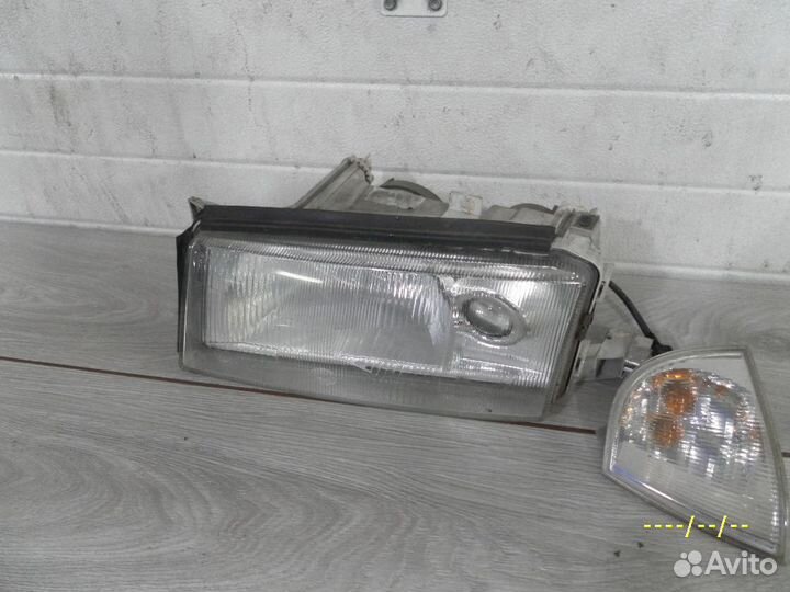 Фара передняя левая Шкода октавия тур А4 до рест