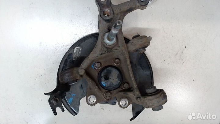 Ступица (кулак, цапфа) левая задняя Toyota Prius