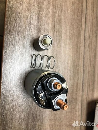 Втягивающее реле стартера mazda 323