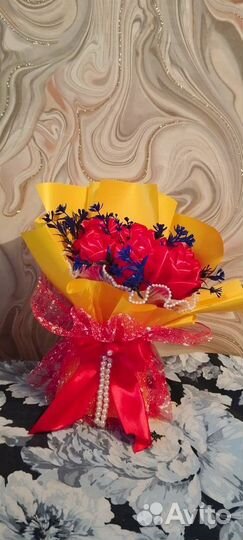 Букет из атласной ленты