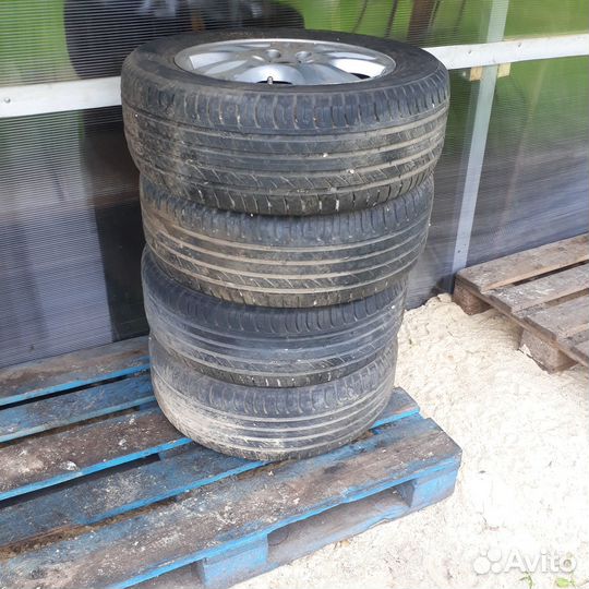 Колеса в сборе 4шт 6,5Jx15 5/108 ET52 d63.4 фф2