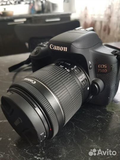 Продается фотоаппарат Canon Eos 750 Kit