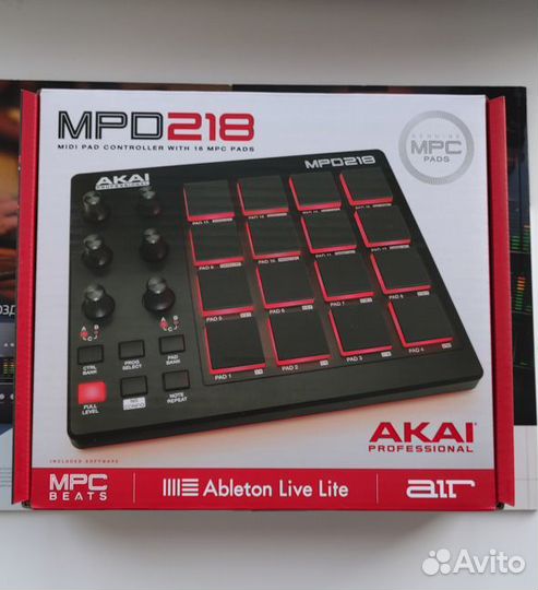 Akai Professional MPD218 Новый