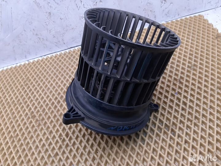 Мотор печки Ford Fusion