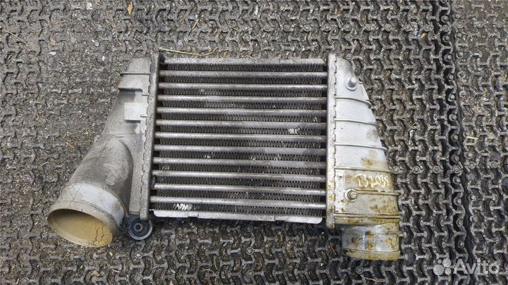 Радиатор интеркулера Audi TT, 2001