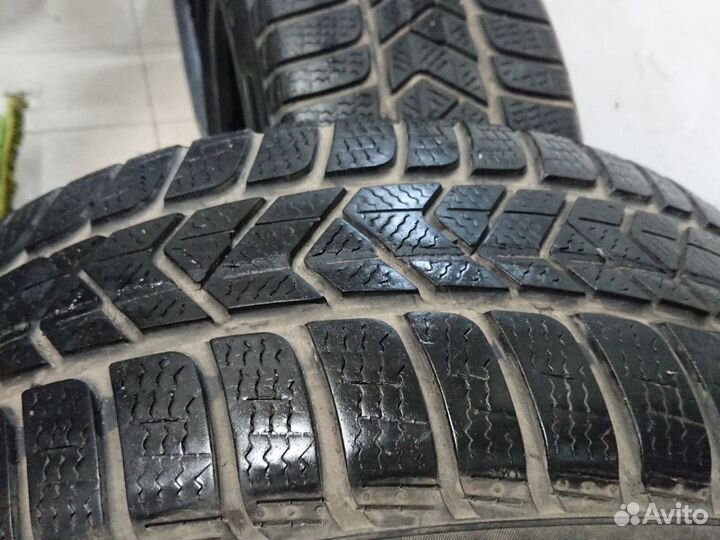 Pirelli P Zero II 225/45 R19 96V