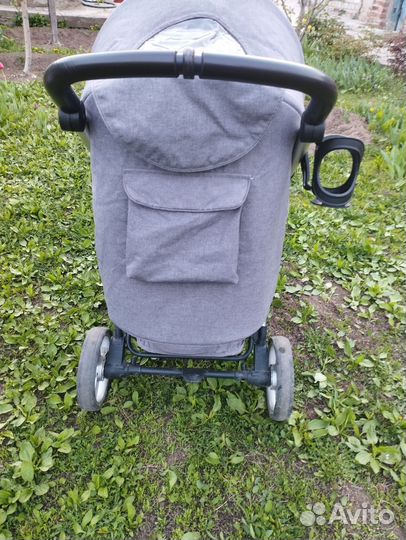 Прогулочная коляска carrello