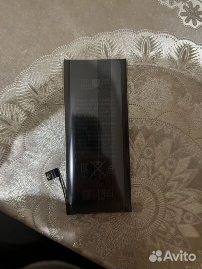 Батарея на iPhone 8