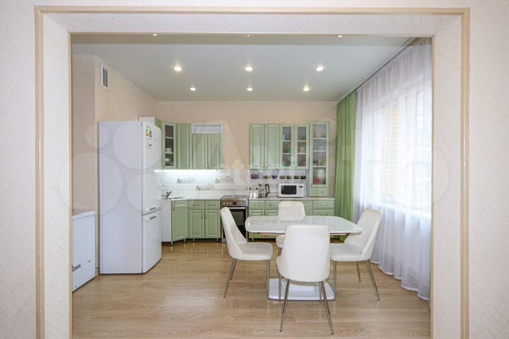 2-к. квартира, 76,7 м², 10/16 эт.