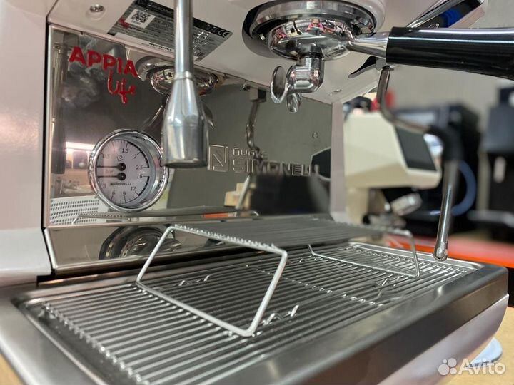Рожковые кофемашины Nuova Simonelli рассрочка