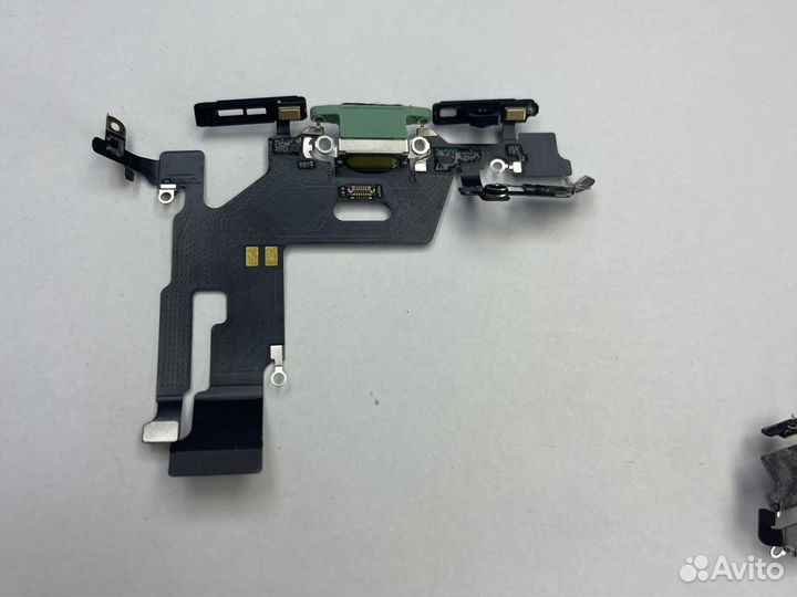 Шлейф зарядки iPhone 11 оригинал