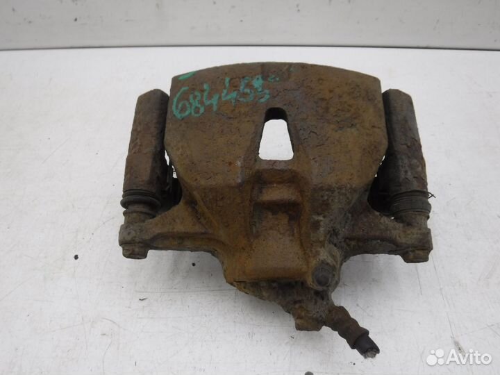 Суппорт тормозной передний левый Lexus IS250-IS350