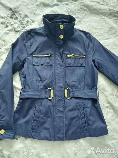 Ветровка женская