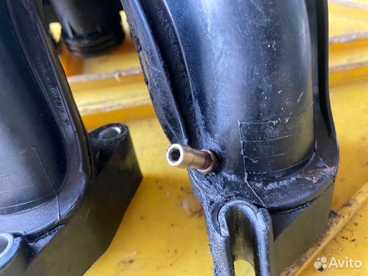 Коллектор впускной Volkswagen Touran 1T2 1.6 BSE