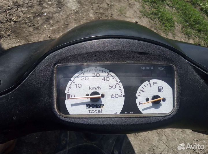 Продам скутер suzuki lets 2