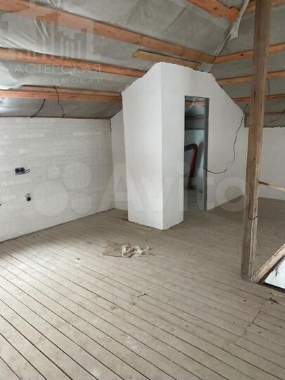 Дом 318 м² на участке 10 сот.