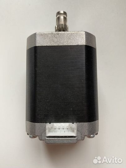 Шаговый двигатель K1-max