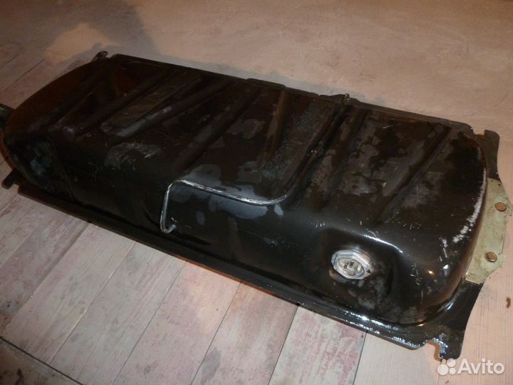 Бензобак, топливный датчик на Mercedes Benz W123