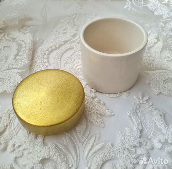 Керамическая шкатулка