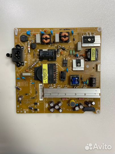 Телевизор LG 39LB561V-ZE в разборе