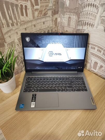 Lenovo 8-ядер 13th/DDR5 8Gb/SSD 512G/UHD 4K/ Win11