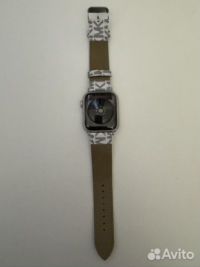 Apple watch se (A2352)