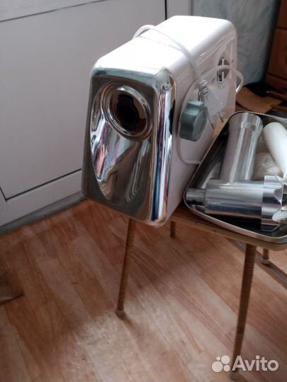 Мясорубка электрическая