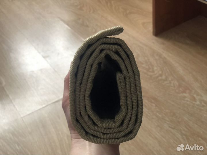 Коврик для йоги