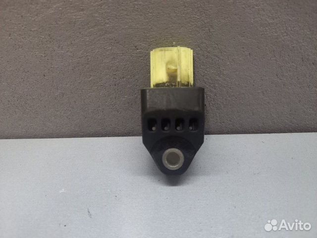 Датчик airbag Toyota Land Cruiser 200 2010