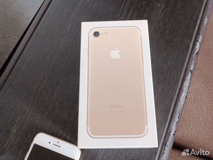Телефон iPhone 7 128gb