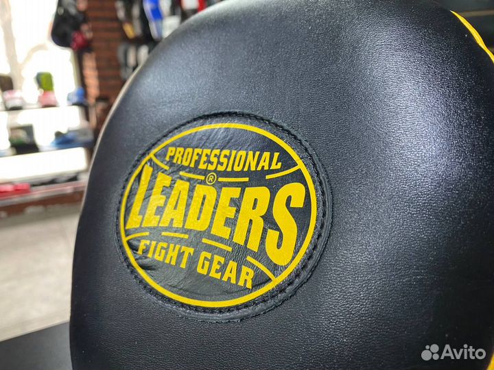 Лапы тренерские Mid Air Leaders Yellow