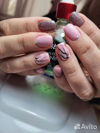 Маникюр, Педикюр